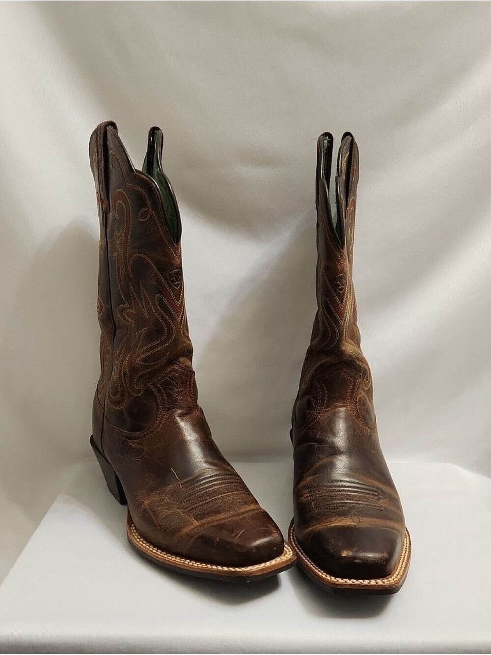 Ariat Brown Leather Distressed Western Cowboy Boots (W Size 8.5C)